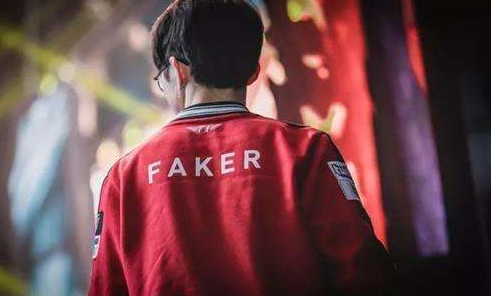 Viper：我会积极参与下路BP，个人更喜欢2V2对线